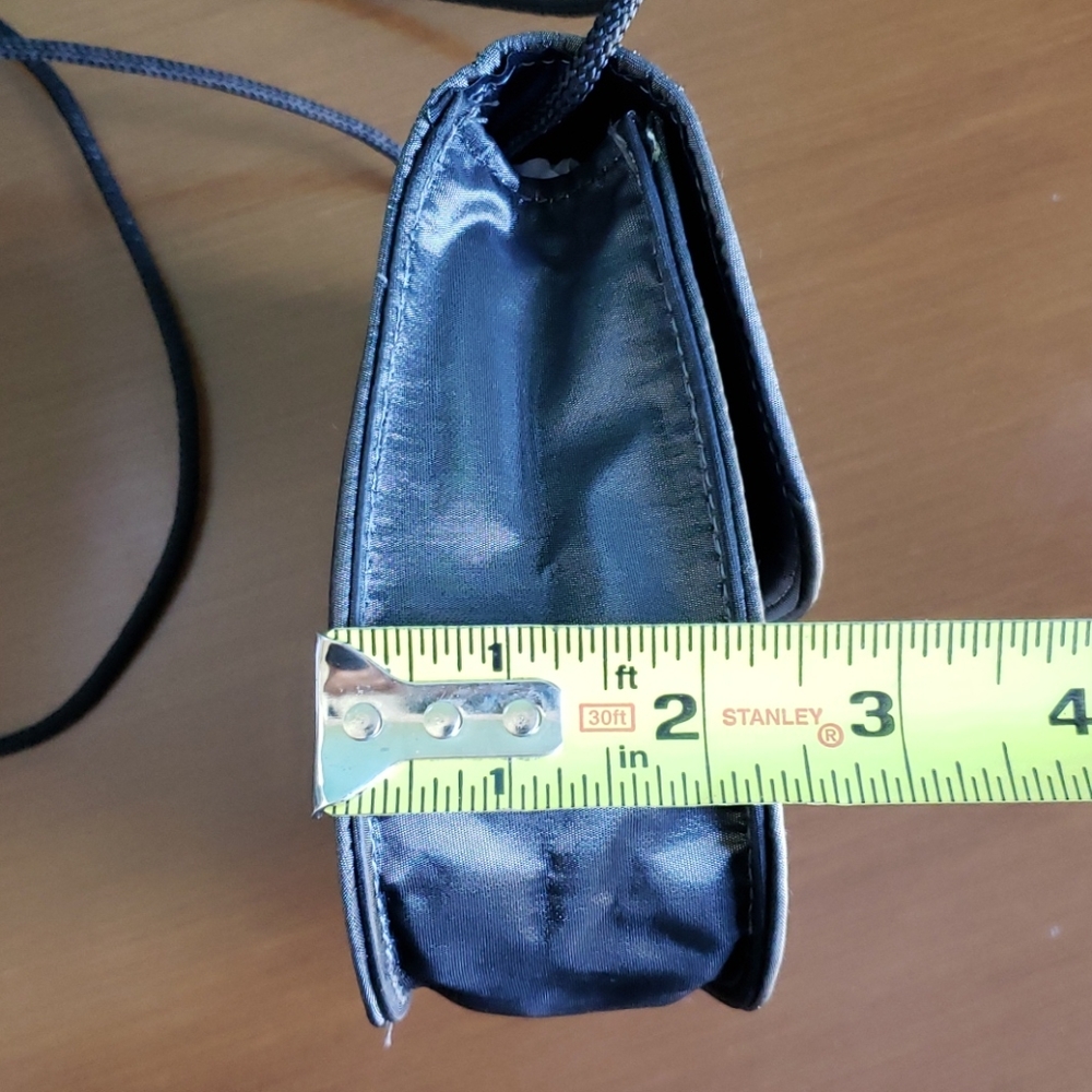 Crossbody bag - Picture 3 of 3